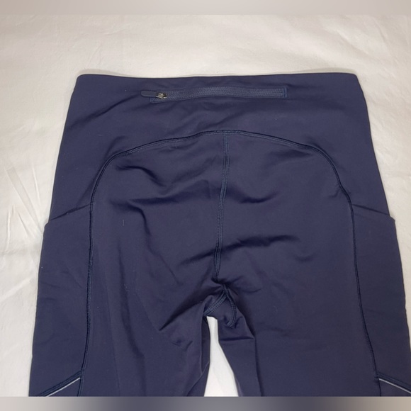 Lululemon High Rise 28” Legging with Pockets - Picture 2 of 4